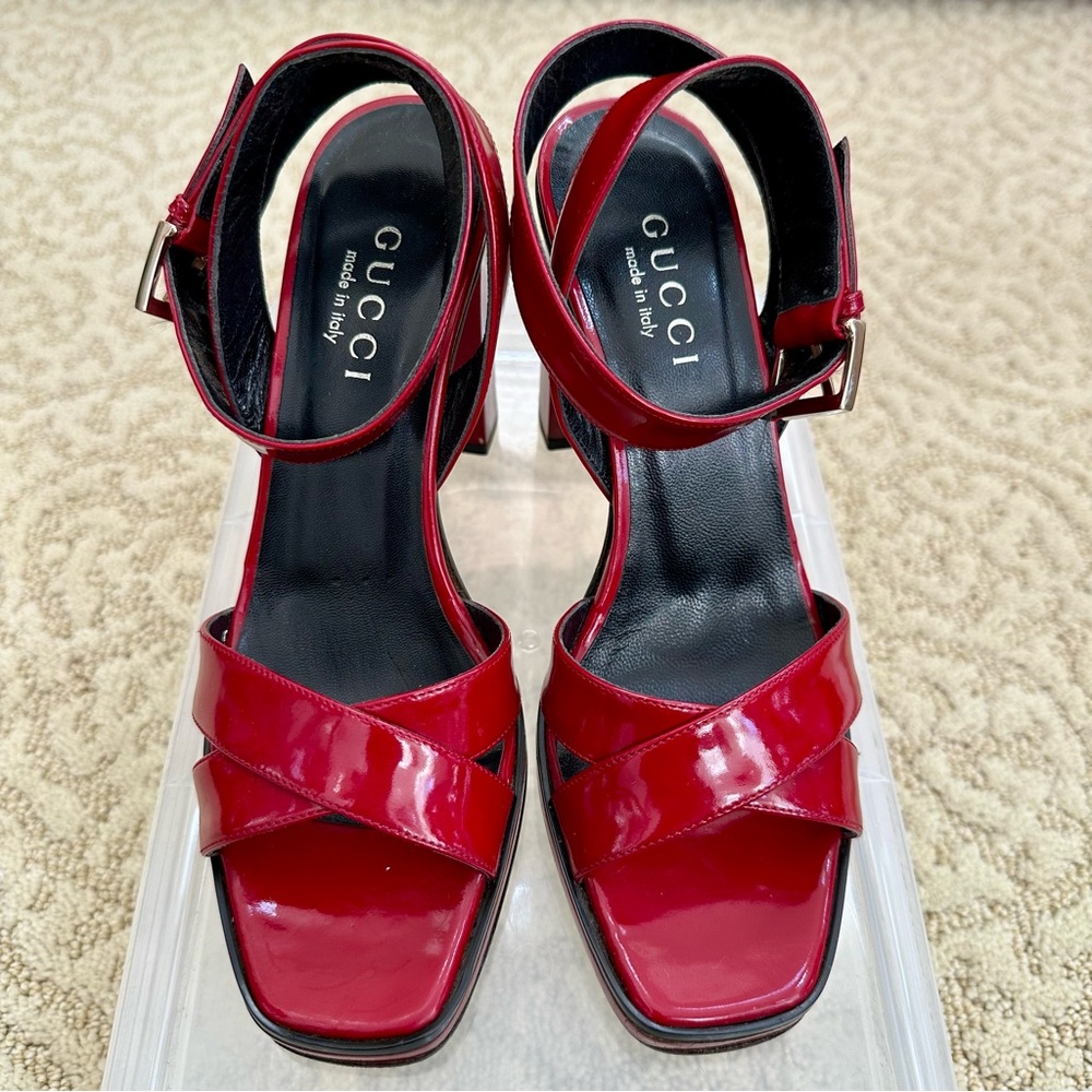 GUCCI Red Ankle Strap Heels Sandals 6B Excellent Used Condition